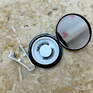 Magnetic false eyelashes. Never been worn. Brand new